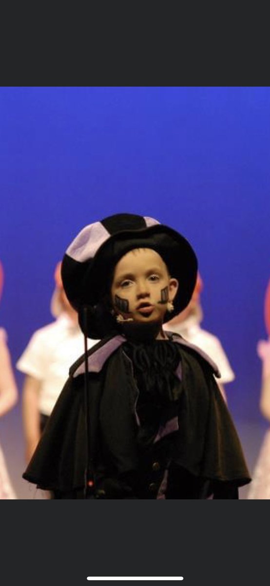 Cristopher tweet media