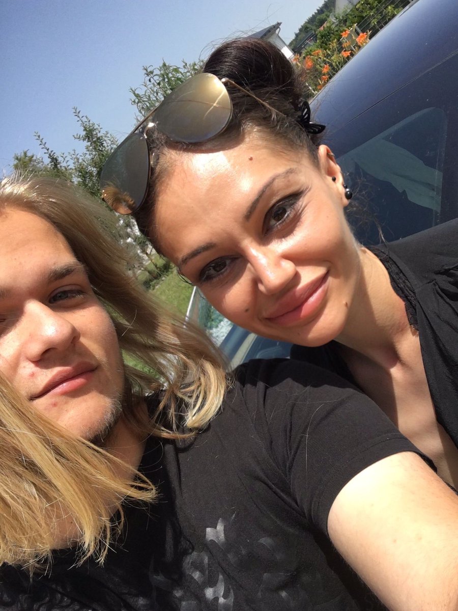 matrix_model's tweet image. with my #masterstudent Max ; really A master #lol