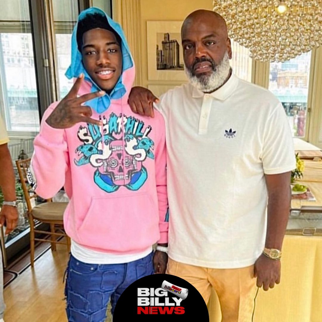 Philly Artist #2Rare Spotted With CoFounder of Quality Control, Kevin Lee (Coach K). Do You Guys Think 2Rare Should Sign w/ QC ? 🗞