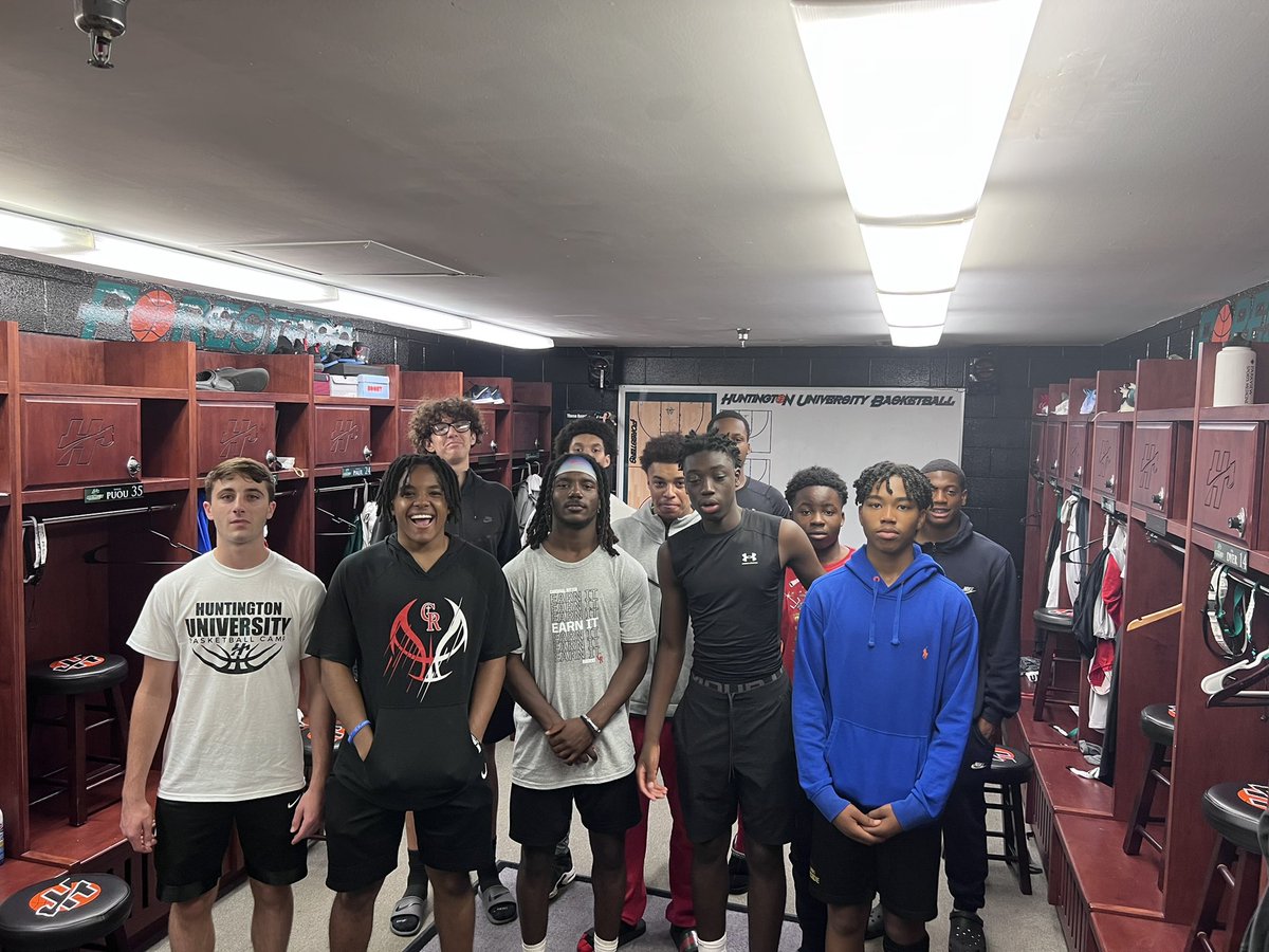 CRHS_Hoops's tweet photo. Great day for us in Huntington, we got better today!! #RaiderFamily #CRBB https://t.co/3DH83ByxXG