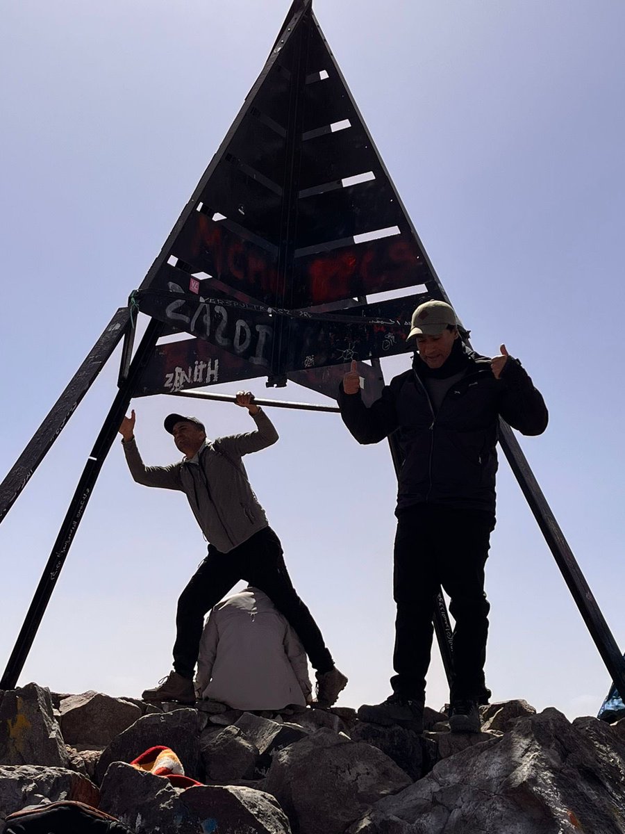 ElEdrissi's tweet photo. After an exhausting and physically challenging trek finally Reached the summit at 4165m. Massive amount of money raised for mind. @lisaboyce7 @coopuk @MindCharity https://t.co/XF2eEwQpxn