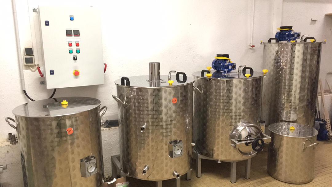 RadioCultureFm's tweet photo. Nos #CollectivitésTerritoriales peuvent-elles mettre sur pied des #microbrasseries ?
Vos réponses sur :
@RadioCultureFM
#Investissement #DéveloppementLocal
#NyongEtKellé #Océan #SanagaMaritime #Cameroun
#CultureFM https://t.co/VjOpSHLUqZ