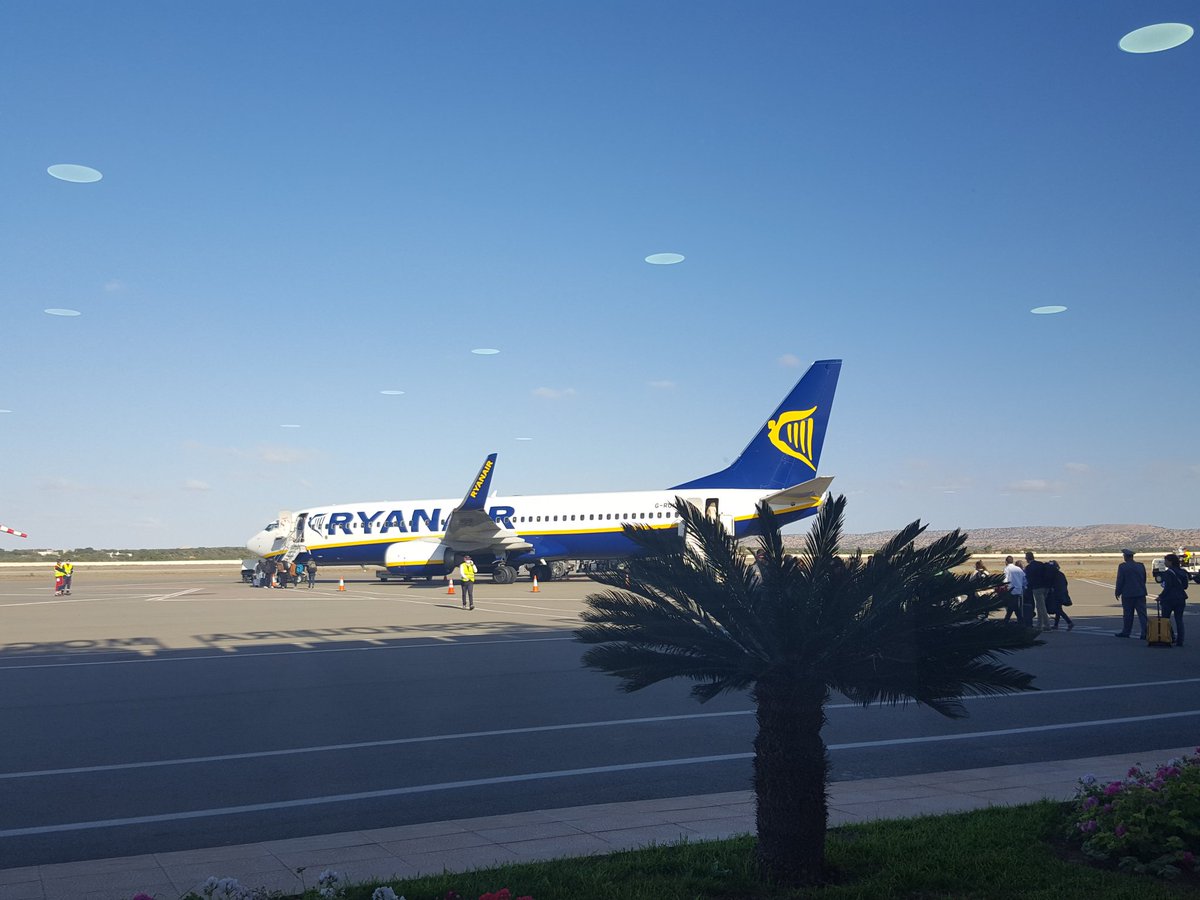 WilkinsonBytes's tweet photo. #PandemicSnapshots #Essaouira #Morocco mid Mar 2020. Sea, air, land locked down 24 hours after arrival. Tension, exhaustion, adrenalin! Sleep deprived organising #Essaouira rescue flight with FCO consular rep John & org #covid19emergencyresponse #Denbighshire #viaWhatsApp #story https://t.co/YE6ypYAQps