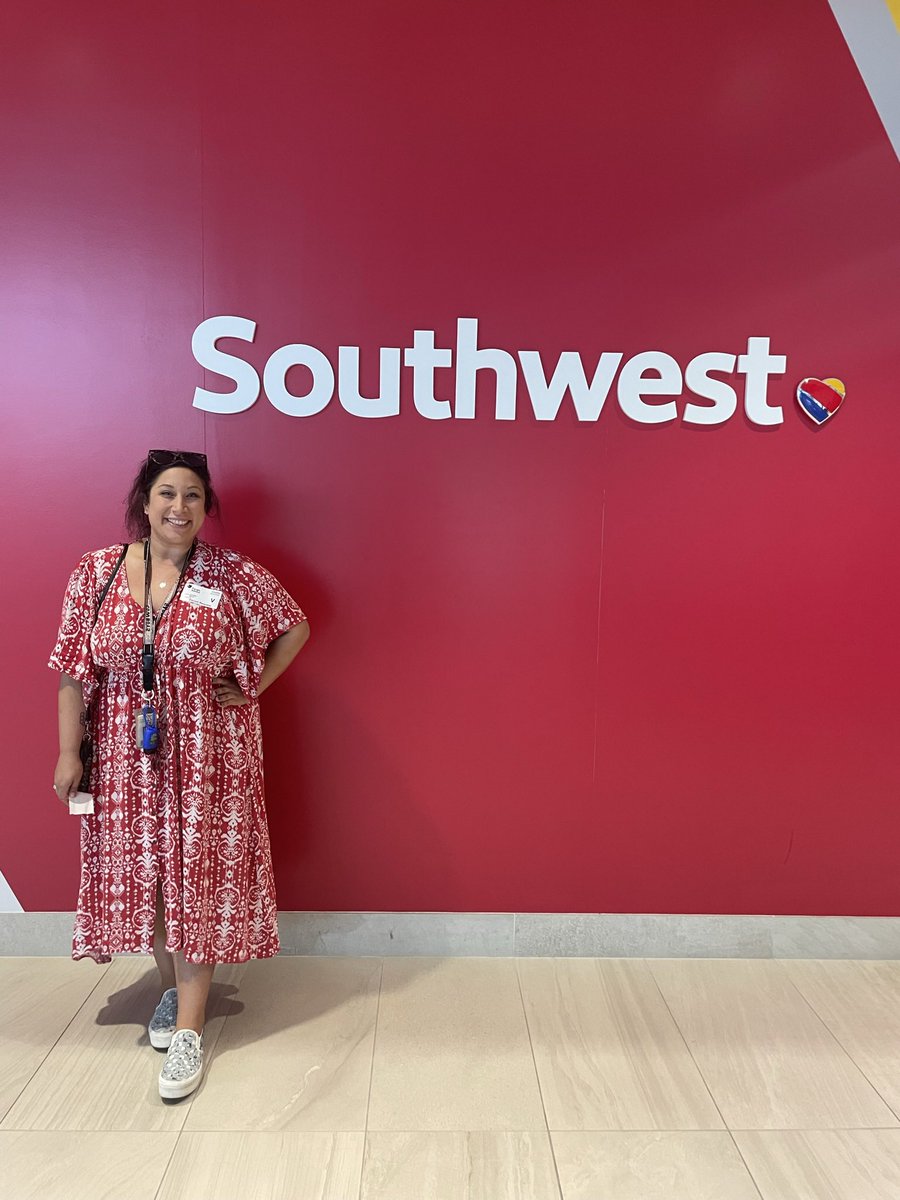 misspaigeallred's tweet photo. Happy birthday @SouthwestAir ✈️ forever thankful for this company & the experiences it has given me ♥️ #flyswa https://t.co/sdCyvRYQuN