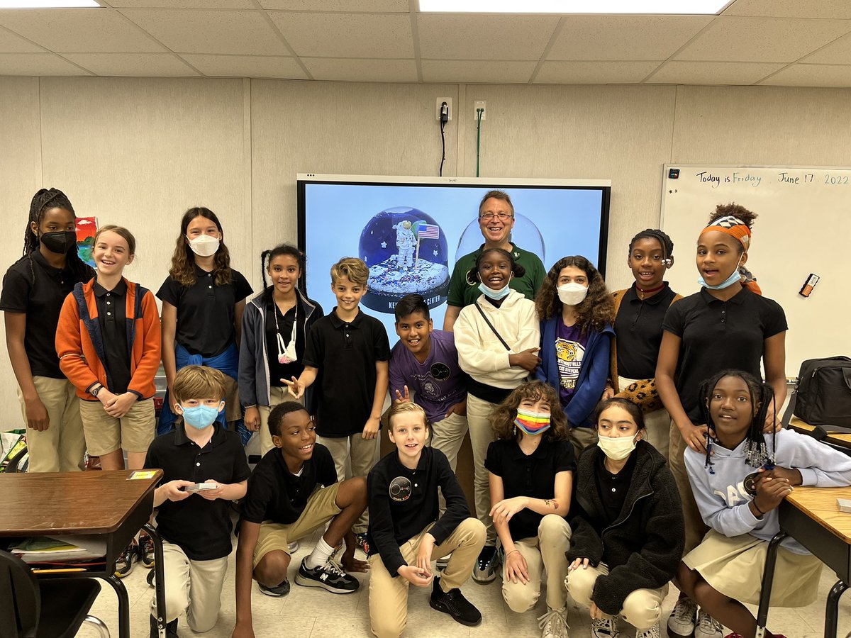 marc.jochemich (@marc_jochemich) on Twitter photo Yesterday I talked to a group of 5th graders at School Without Walls at Francis - Stevens in DC as part of the <a href="/EmbassyAdoption/">Embassy Adoption</a> Program with <a href="/GermanyinUSA/">German Embassy Washington</a> and explained what <a href="/DLR_en/">DLR - English</a> does - but mostly we talked about <a href="/Space_Station/">International Space Station</a> and of course <a href="/astro_matthias/">Matthias Maurer</a> and <a href="/Astro_Alex/">Alexander Gerst</a>. Yesterday I talked to a group of 5th graders at School Without Walls at Francis - Stevens in DC as part of the <a href="/EmbassyAdoption/">Embassy Adoption</a> Program with <a href="/GermanyinUSA/">German Embassy Washington</a> and explained what <a href="/DLR_en/">DLR - English</a> does - but mostly we talked about <a href="/Space_Station/">International Space Station</a> and of course <a href="/astro_matthias/">Matthias Maurer</a> and <a href="/Astro_Alex/">Alexander Gerst</a>.