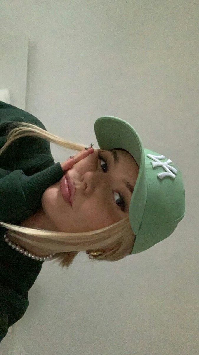blisslayoutss's tweet photo. *:･ﾟ｡➷*❞ 

➳ like + rt to use
➳ follow @MSPBliss https://t.co/NdXBIVfCCB