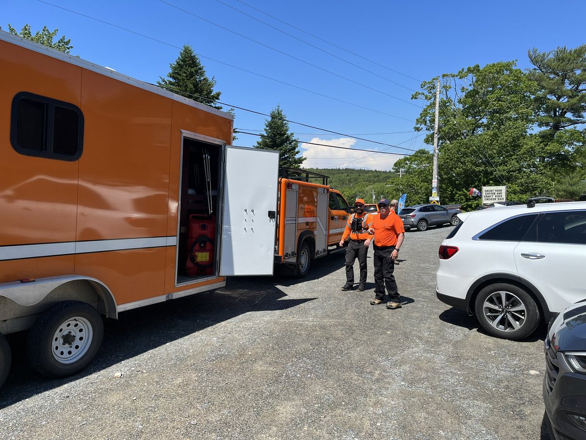 HalifaxSAR's tweet photo. Members were on the St. Margaret's Bay Rails to Trails today for the @IWKFoundation Trailblazer For Cancer fundraiser. #HSAR provided mobile #WFR coverage for the participants. Funds raised from the event support the Terry Fox PROFYLE project- great day for a great cause! (1/2) https://t.co/xONKA5RcpZ