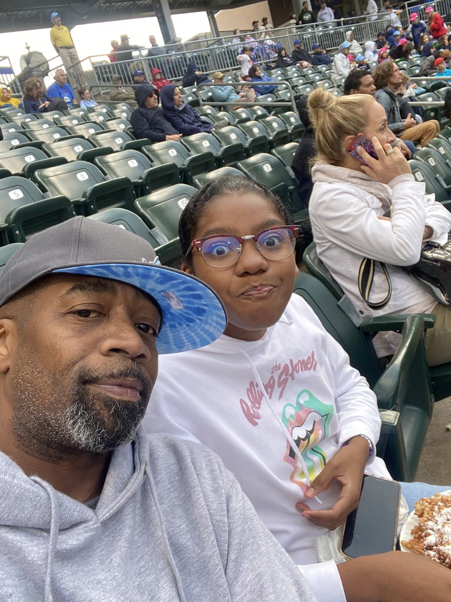 DemondHill2's tweet photo. #Highlandmedical @nyboulders https://t.co/MKDvsFC6Hf