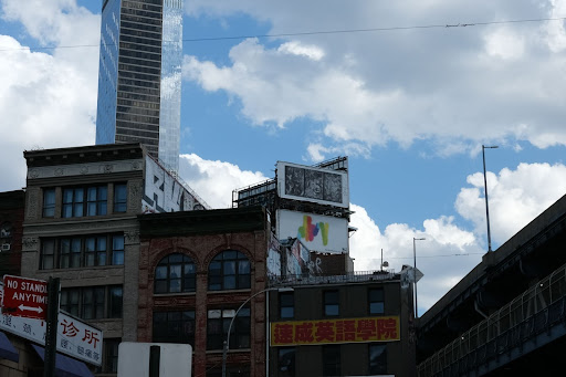 Gm nft.nyc

Squiggles owned by kcmo.eth, @artonblockchain, <a href="/trislit/">trislit</a>, and @metasnomadic 

Credit to <a href="/keccers/">Katherine Champagne</a> and @standardpigeon for the photos