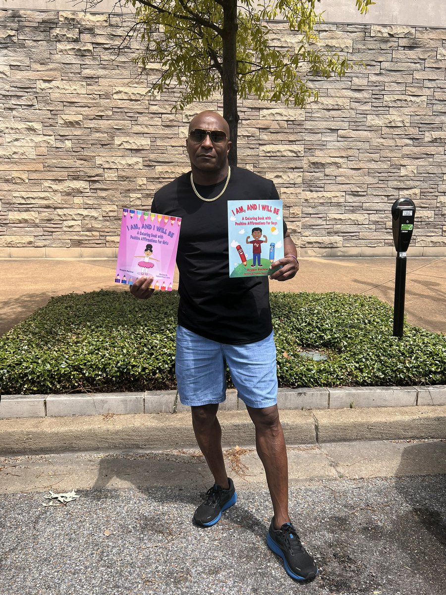 reggiebarlow's tweet photo. Affirmation books for kids! #atAmazon https://t.co/2VXc9eyOJp