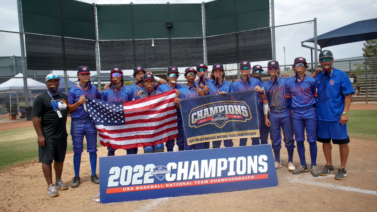USABaseball's tweet photo. 𝘊𝘢𝘭𝘪𝘧𝘰𝘳𝘯𝘪𝘢 𝘋𝘳𝘦𝘢𝘮𝘪𝘯'😎

@OCELITEBASEBALL hit .331 as a team and boasted a .978 fielding percentage en route to their first-ever 🥇 at #ChampsAZ22 🌵 https://t.co/pQIp8uLLnv
