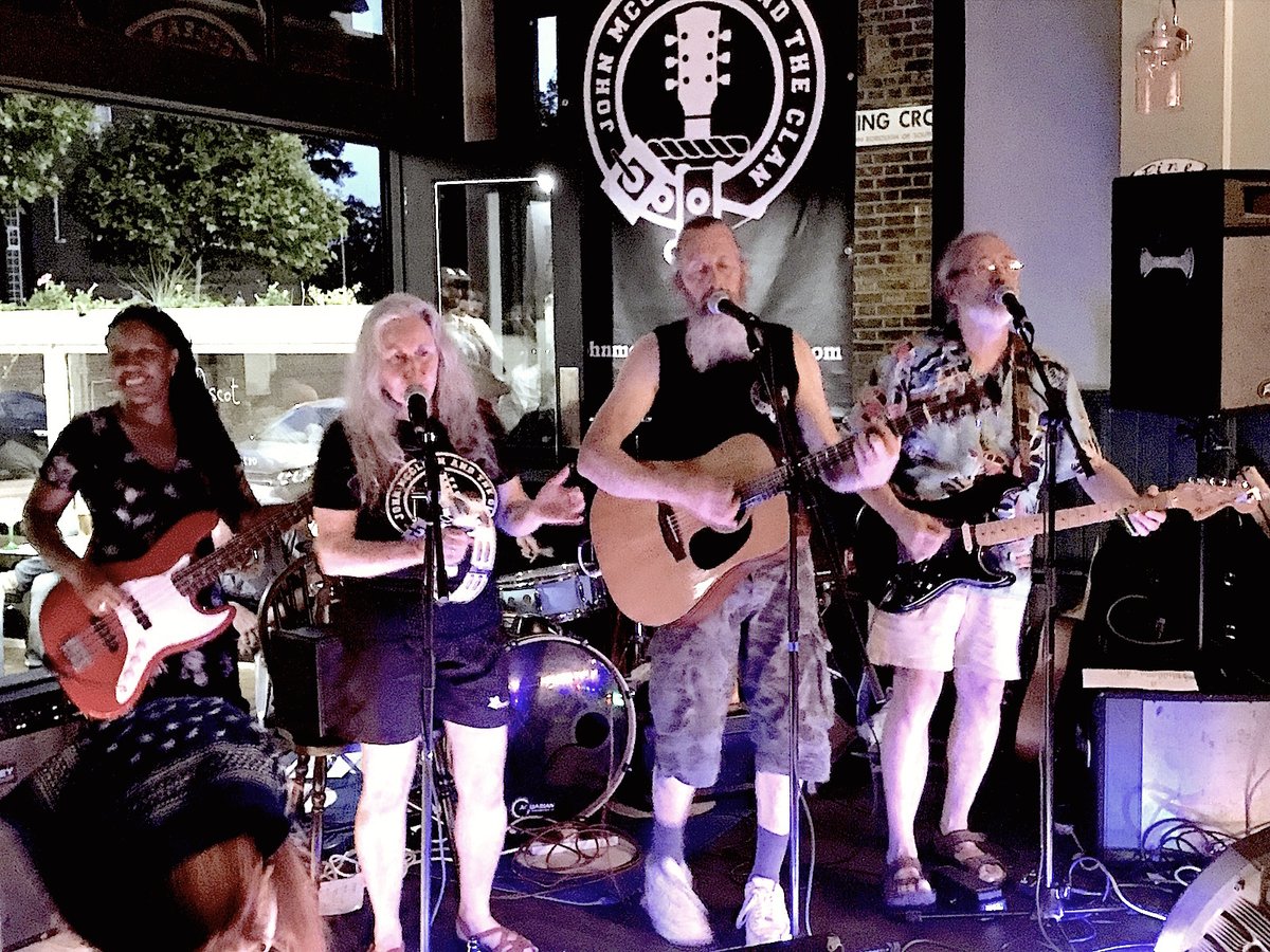 jmccleanclan's tweet photo. We had a great time at the #GeorgeCanning #Camberwell last nite, hope you did too! Lots of familiar faces! Thnx 2 #whoslappedjohn (pictured, hat in hand) for opening #30degrees #grovelaneSE5 @ajmurraymints @benmccleanmusic @lettsomgardens @CamberwellLife #livemusic @TheGooseIsOut https://t.co/83iJCXtxUj
