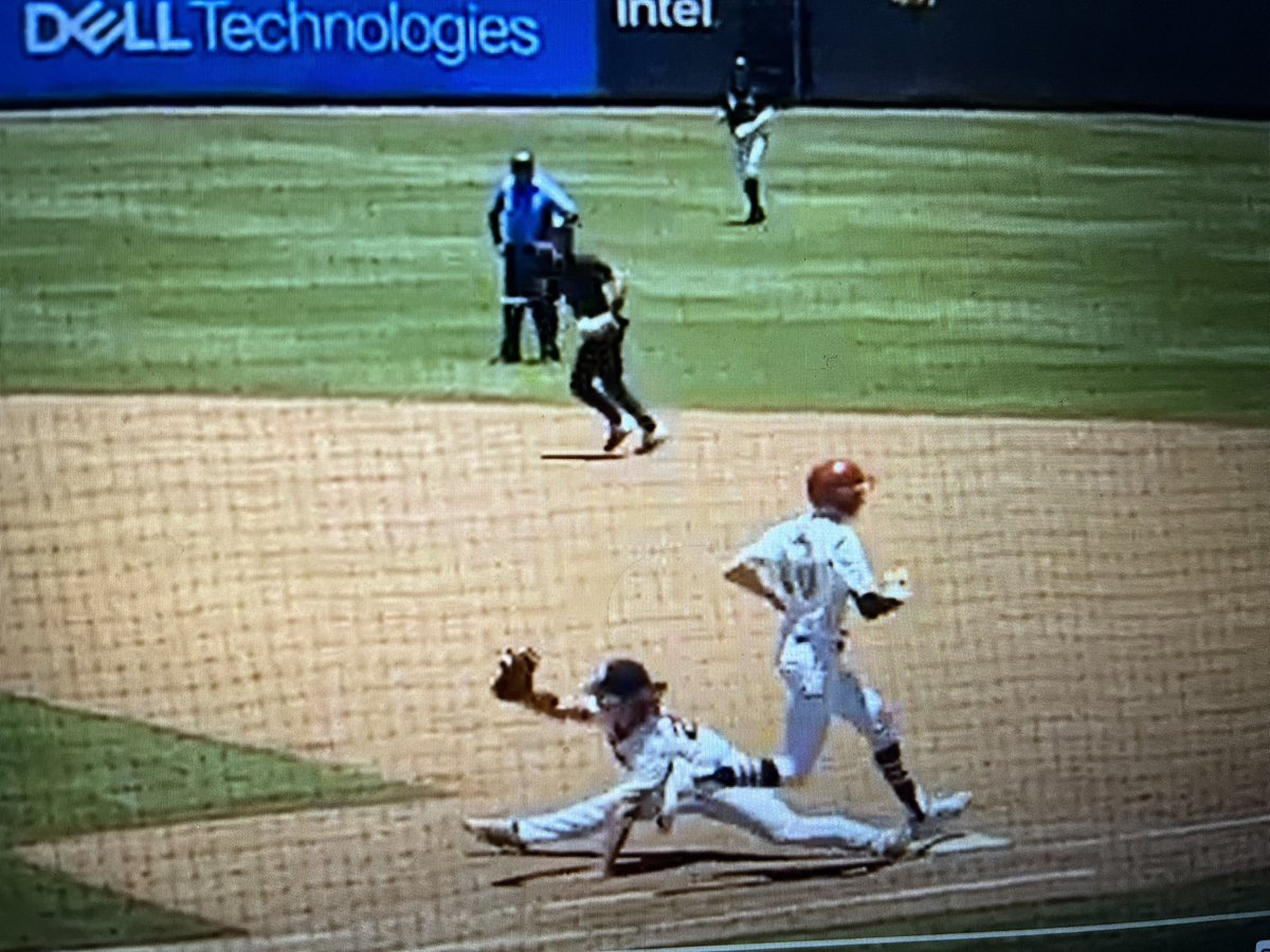 FarmerBaseball's tweet photo. Jason Gomez finished off his HS career today by representing the Farmers in the @thsbcaStar game at Dell Diamond in Round Rock. https://t.co/0FmdYApHJb