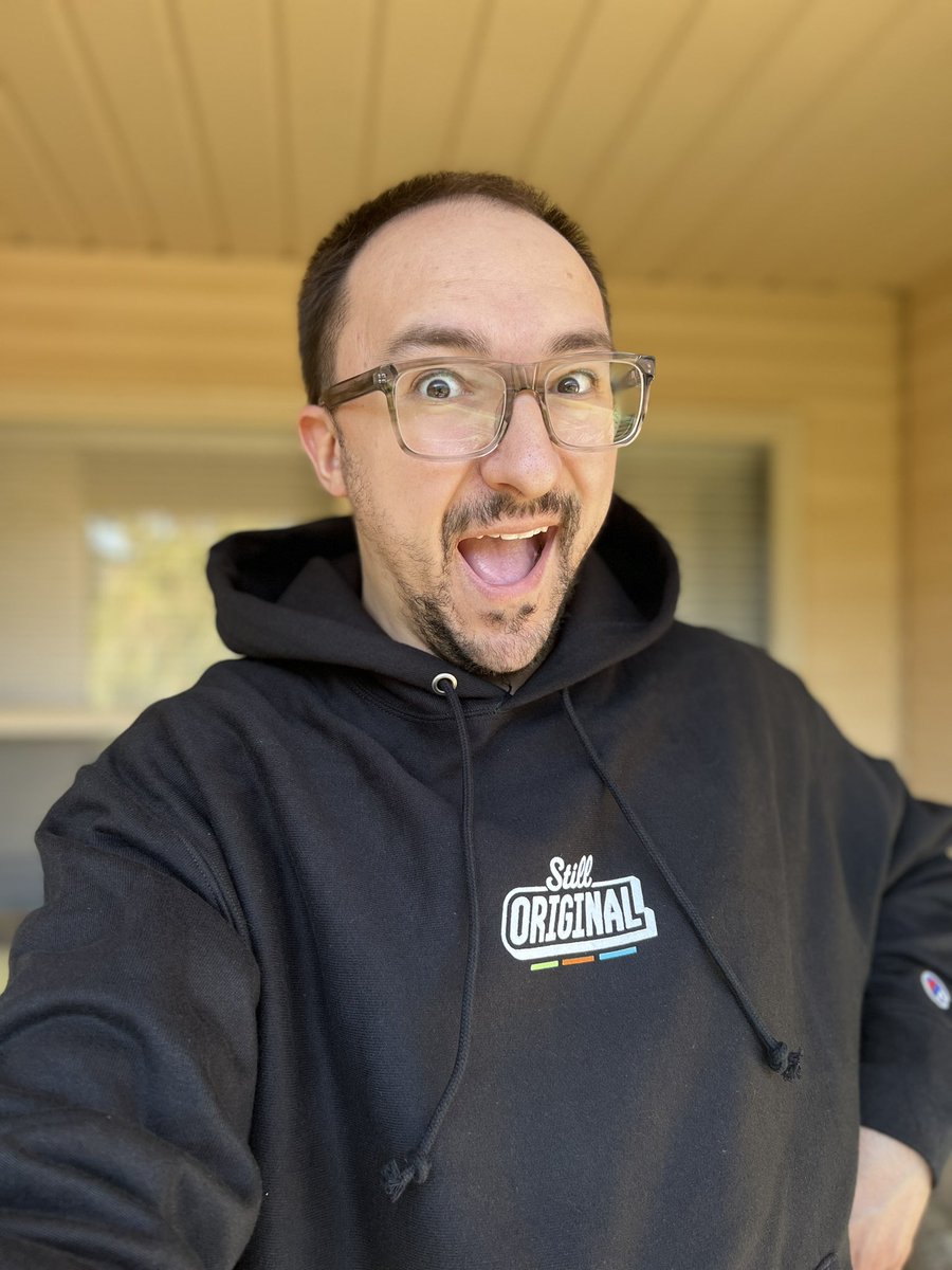 EvolvedPaul's tweet photo. @Vinny It’s here, it’s comfy, and it’s #StillOriginal
You weren’t kidding about the quality!💪🏻💪🏻 https://t.co/wXe6Q3V9Y9