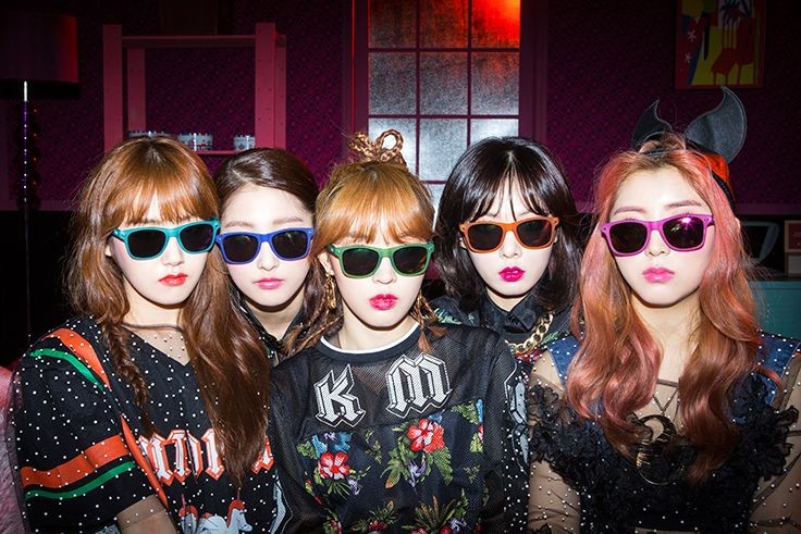 singwlarit's tweet photo. Eu queria ter aproveitado mais vocês, te acompanhado desde o começo, mas não tive essa oportunidade, sinto tanta falta das minhas cinco mulheres juntas, 4minute fez história no kpop eu sou obcecada por esse gg eu amo vocês demais #thankyou4minute #13YearsWith4Minute https://t.co/wbA5vPEvD8