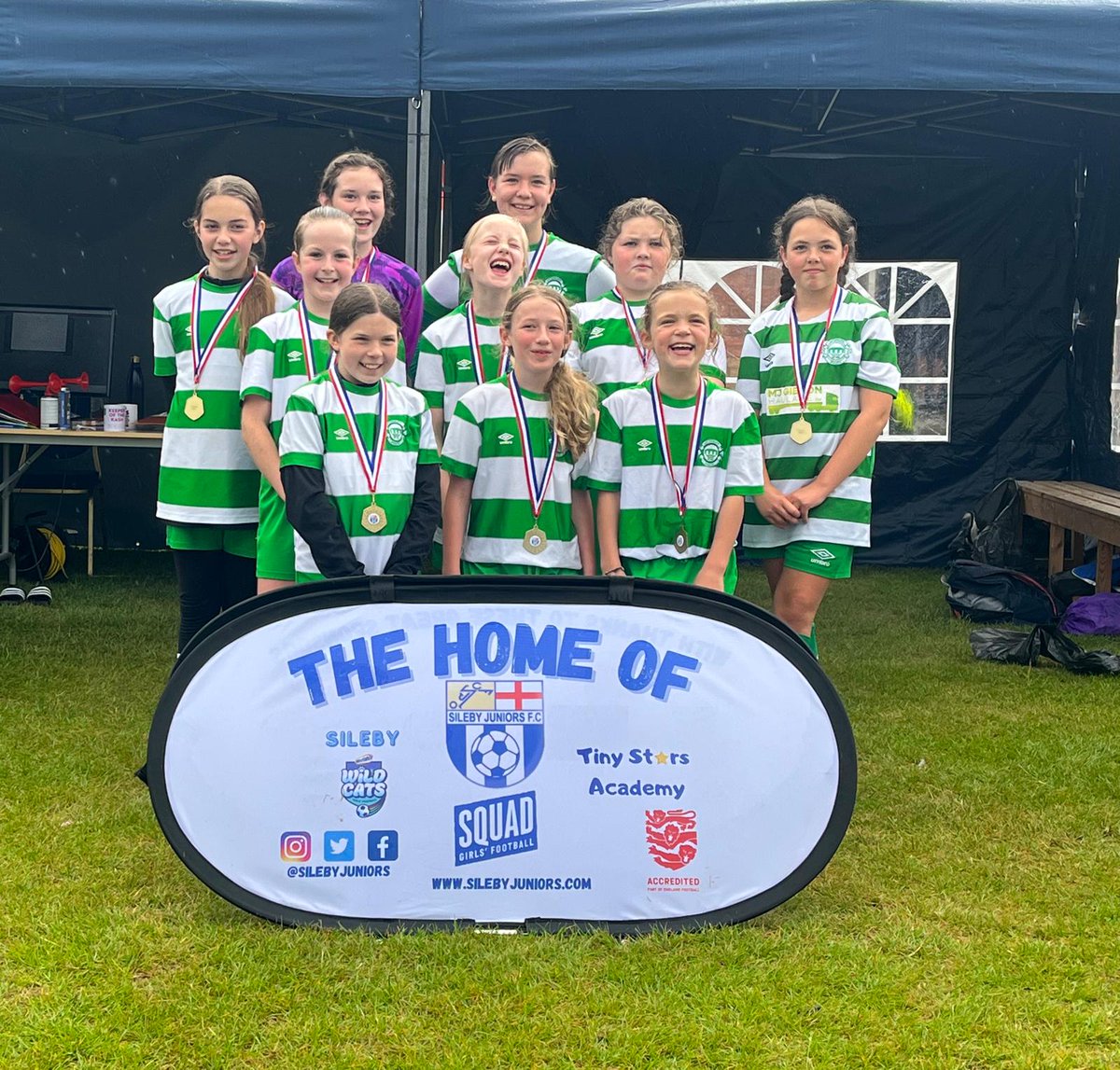 Hugely proud of our @AthoOfficial u11 monsoon girls today 👏🏼 Finishing 3rd in the Sileby tournament conceding only 1 goal in 7 games in a defeat to the eventual winners. P7 W3 D3 L1 💪🏼👏🏼