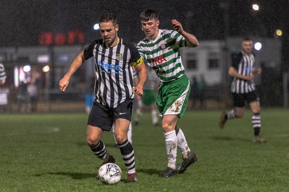 afchackleton_'s tweet image. The award for Most Assists for 2021/22 sponsored by Wizz Air goes to your Skipper, @Danporter08, who registered 13 assists during the campaign 👏🏻🏆