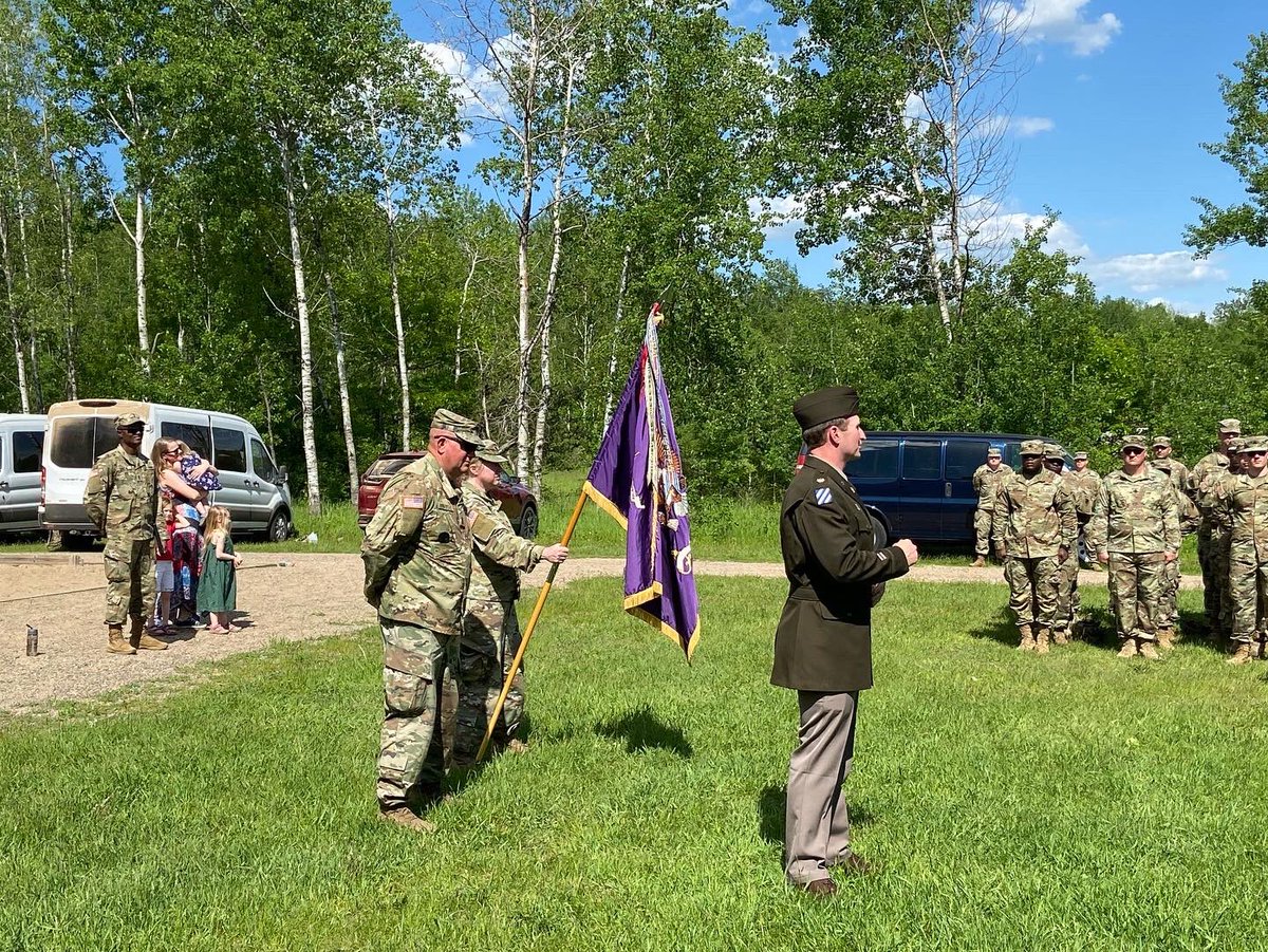 407thB's tweet image. From 407th to 415th and back, from Captain to Major, without further ado, we’re proud to introduce newly promoted Maj Gaydos!!! 

Congrats Sir!

#civilaffairs #resultsthroughteamwork #usarmyreserves
