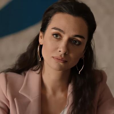 İyiki doğdun #BirceAkalay 🎂💜