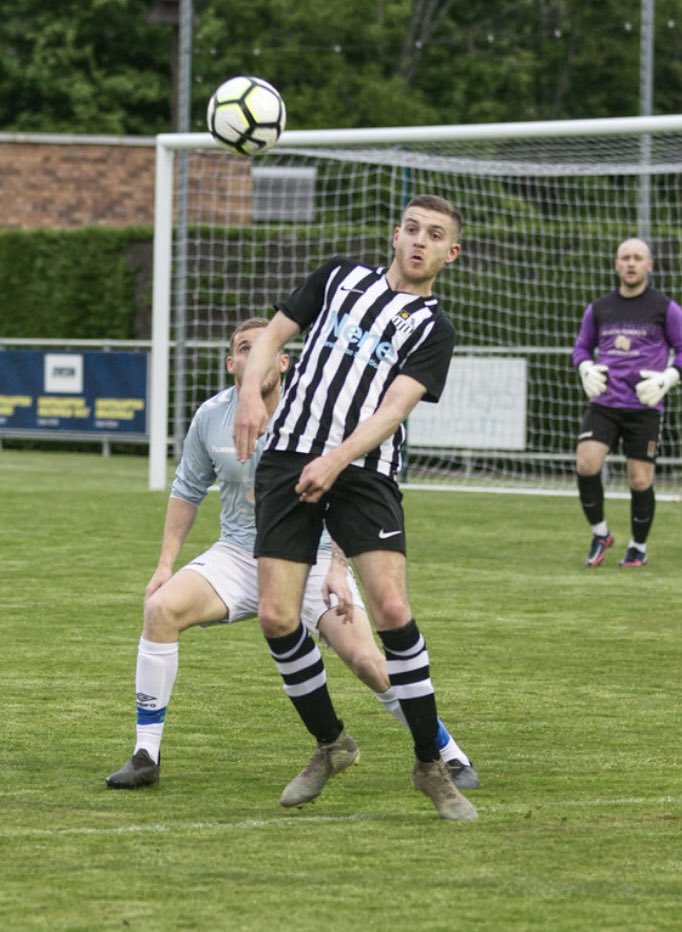 afchackleton_'s tweet image. Your Top Goalscorer for the 2021/22 is Hackleton’s number 10 @Moe_Jalkin, who notched up an impressive 11 goals from midfield 👏🏻🏆