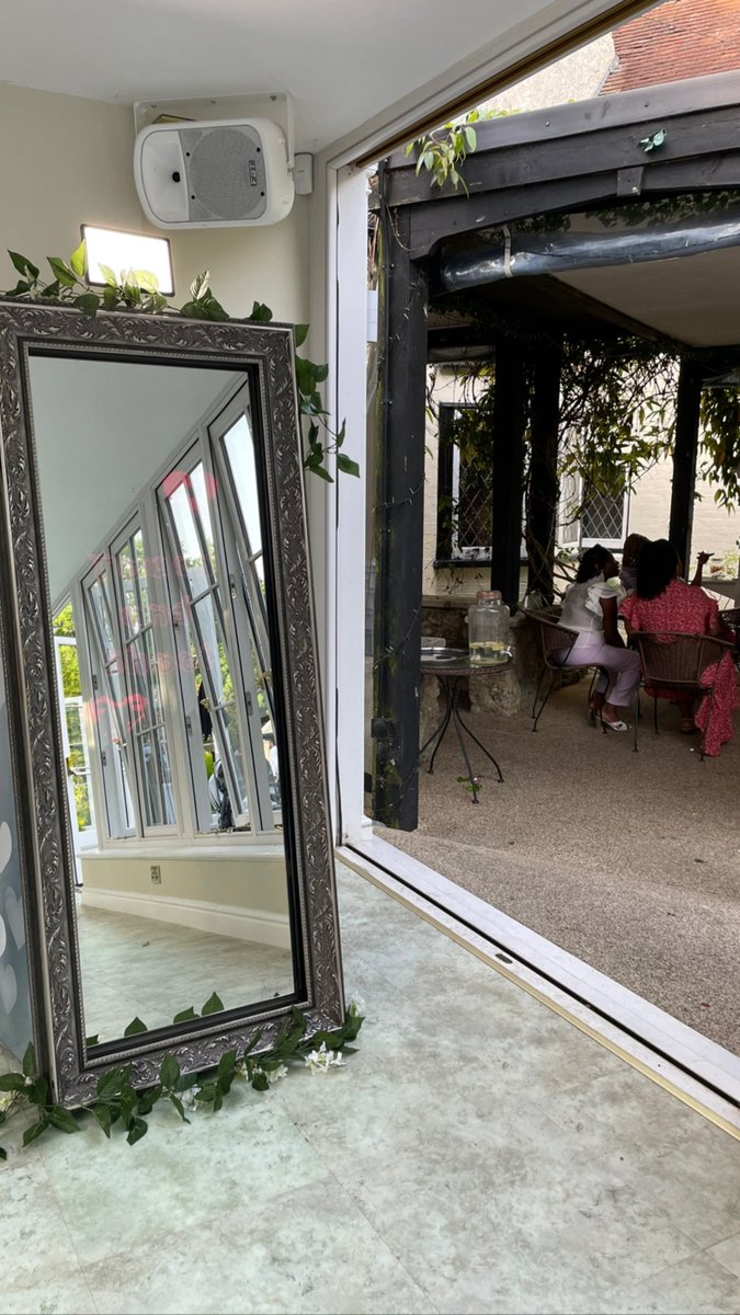 nova_memories1's tweet photo. Some photo booth fun this weekend with the magic mirror! 

#photoboothkent #weddingphotobooth #weddingskent https://t.co/TQB3mRVqd1