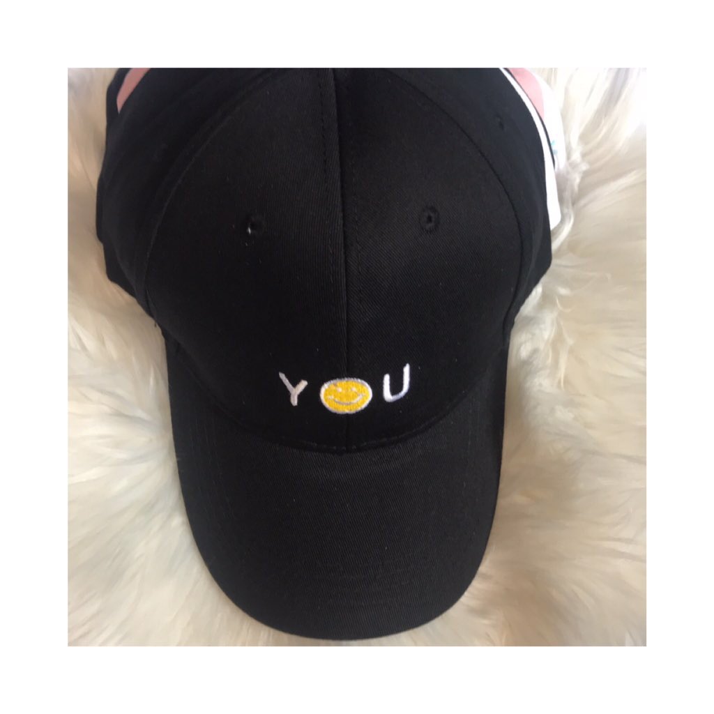ShopwithMo's tweet photo. Shop face cap with inscription 🧢 
(Unisex)

Now N2000✅
Was N2500❌

Y🙂U in black only 
I’m busy in white only 

Location: Lagos
Nationwide delivery 
#NIGHTMARKETWITHDAMMYB https://t.co/zB4UIMWDvO