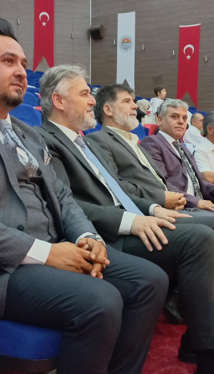 MehmedAltinoz's tweet photo. Mersin Toroslar ilçemizin 2.Olağan kongresini şehrin en büyük salonunda gerçekleştirdik.
Başta İl Başkanımız Topel Yıldız, heyecanlı ve coşkulu katılım sağlayan tüm teşkilatımıza teşekkür ederiz.
Tekrar seçilen ilçe Başkanımız Soner Çelik ve yönetimine başarılar dileriz. https://t.co/GqzvKSsnCx