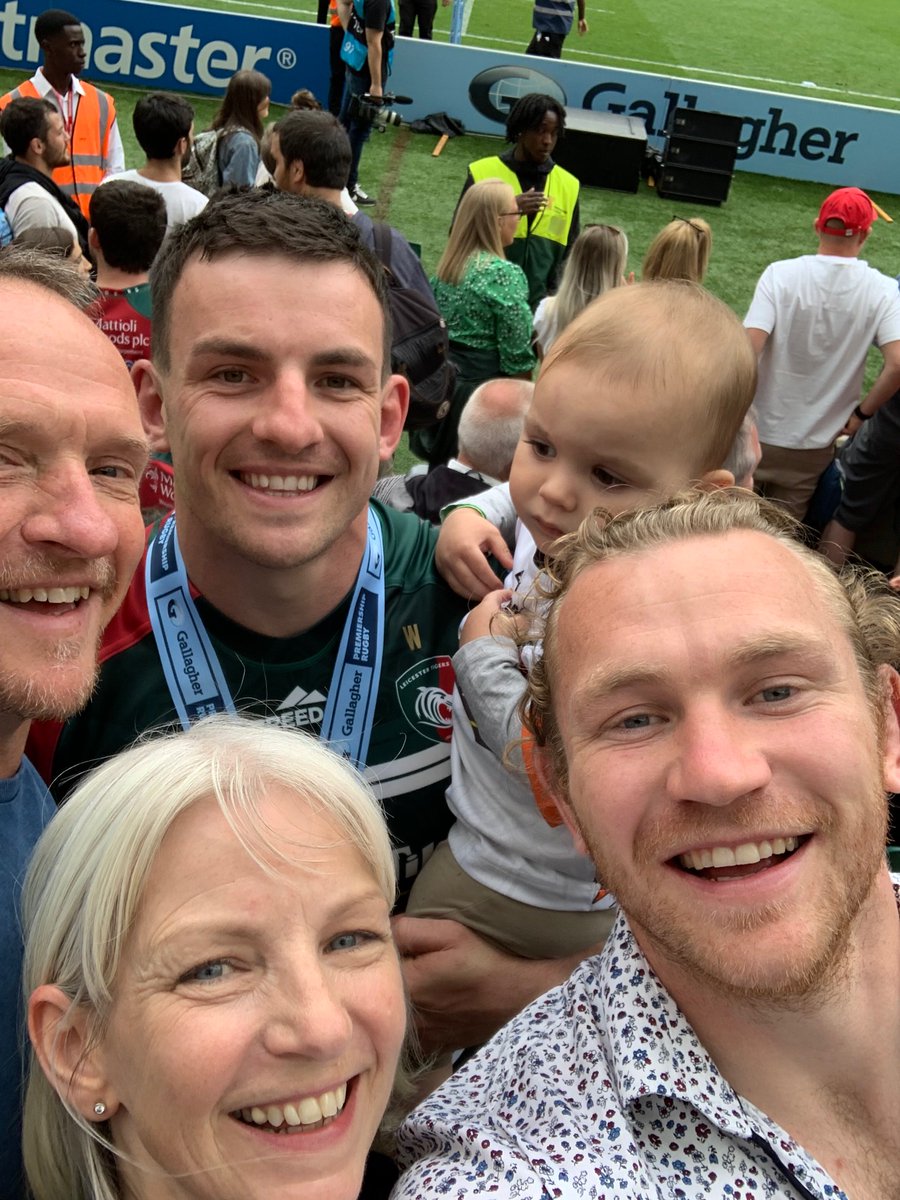 Fergus Scott tweet media