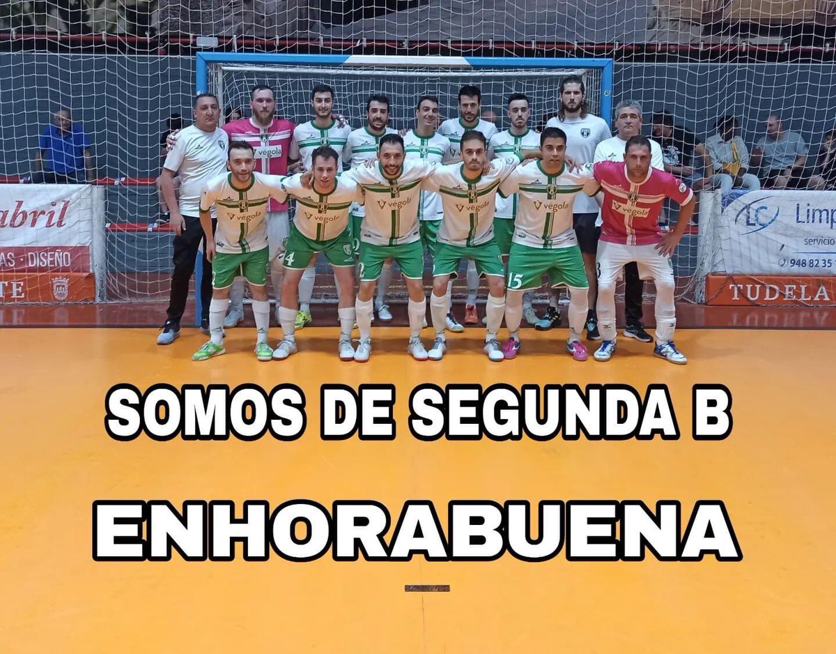 FS_Albelda's tweet photo. Finalllllllll en Albelda. 

Somos de segunda B amigos. 

Hoy La Rioja entera se va de borrachera

Gracias aficion sois increíbles. 

Porque la vida puede ser maravillosa https://t.co/2TML4Y4MAg
