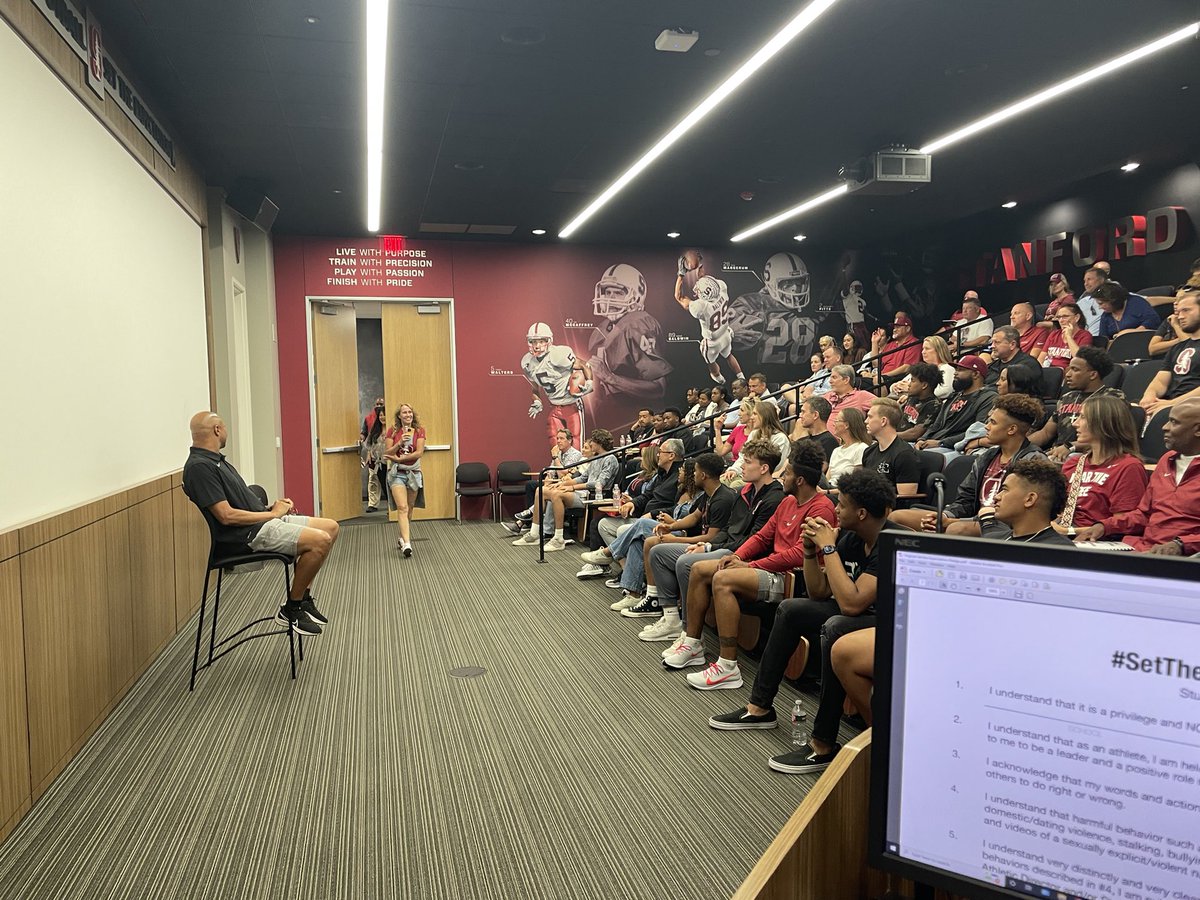 Brenda Tracy tweet media