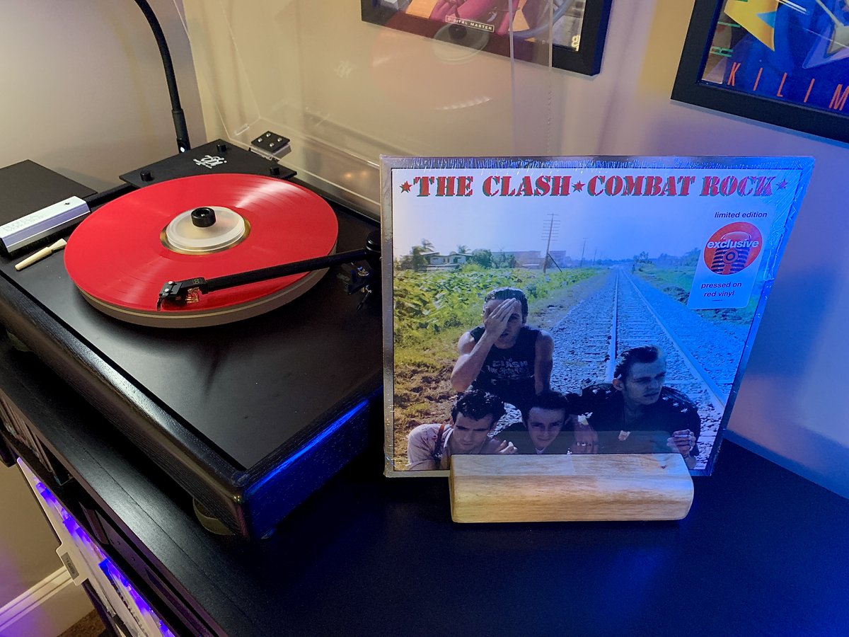 HammerHeadcases's tweet photo. #nowspinning The Clash Combat Rock. An exclusive @Target Limited Edition Pressed on Red Vinyl. This is the most warped record I've ever had the displeasure of having on my turntable!!
#vinyl #vinylrecords #records #recordcollection #vinylcollector #vinylcollector #vinylcomunity https://t.co/4L7rEZ5xnf