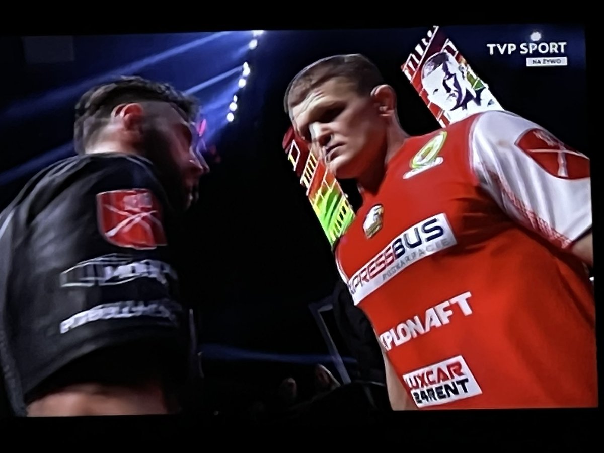 Bez względu na wynik Sylwester gratuluję. 
To była bardzo dobra walka 💪
<a href="/ArmiaFight/">Armia Fight Night</a> <a href="/sport_tvppl/">TVP SPORT</a> 
_ _ _  
„Dopóki walczysz jesteś zwycięzcą.”
