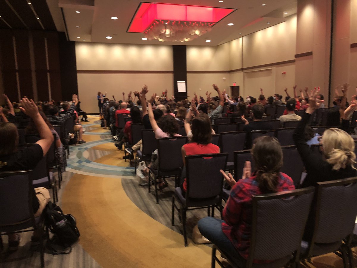 UCWArizona's tweet image. Grad student organizers in the 🏠🎉 at the higher education labor meet up @labornotes #LaborNotes2022