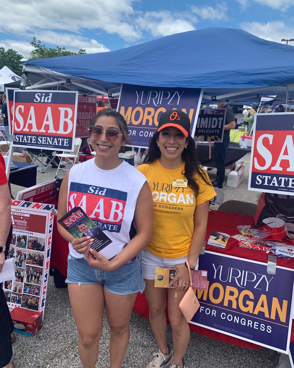 YuripzyMorgan's tweet photo. Almost HALF of all Marylanders are employed by small businesses. Vote for people who understand that, and actually support workers and small businesses. 🤝 Severna Park Shop Local Fiesta!
#yuripzymorganforcongress
#mdcd3 #believeinamerica🇺🇸 https://t.co/qMPrgUxw9e