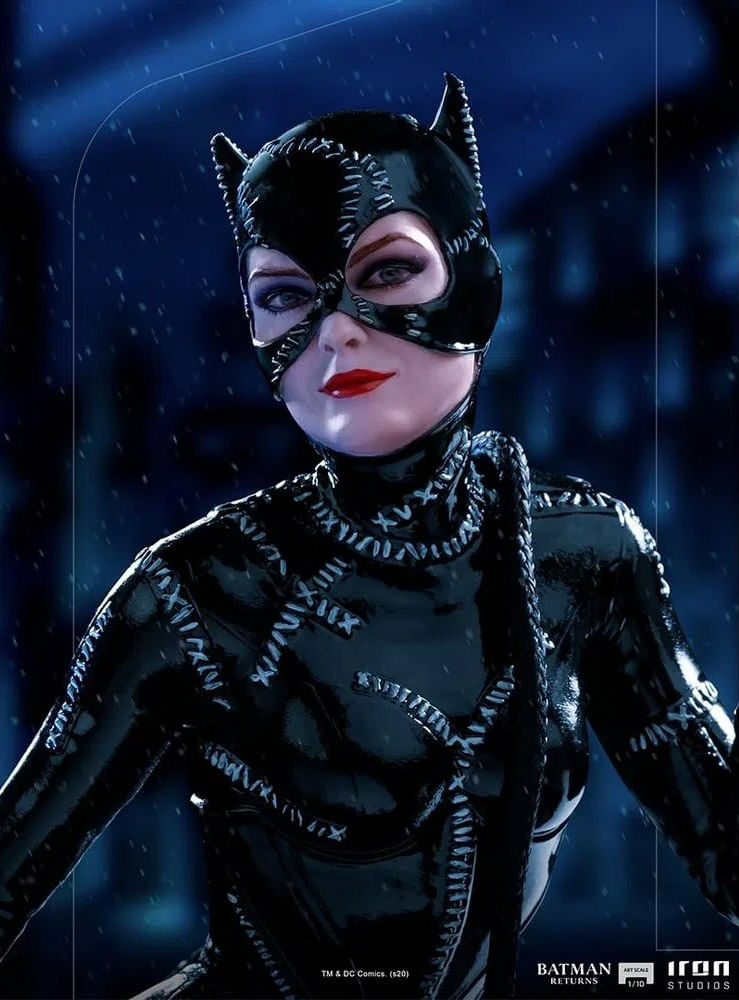 Essa semana celebramos o aniversário de 30 anos de "Batman: O Retorno", segundo filme do herói dirigido por Tim Burton, estrelando Michael Keaton como o nosso morcego, Danny DeVitto como Pinguim e Michelle Pfeiffer como Mulher-Gato. O longa está disponível na <a href="/HBOMaxBR/">StreamMaxBr</a>