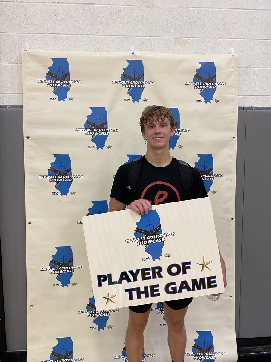 MWCrossroadsSho's tweet photo. 3:30 Results/MVP 
Lincoln Way East 37 Normal 35 - George Bellevue (LWE) 
Guilford 53 Edwardsville 50 - Malachi Johnson (Guilford) 
Lockport 48 Metea Valley 45 - Jalen Falcon (Lockport) 
Pekin 43 Oswego 38 - Matthew Juergens (Pekin) https://t.co/6Ru0wVER2i