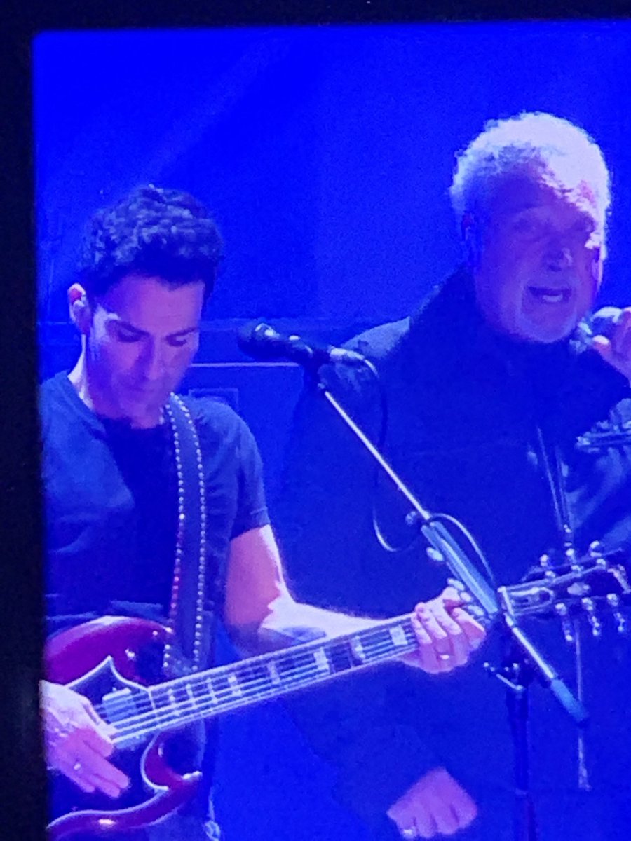 Tim Seymour tweet media