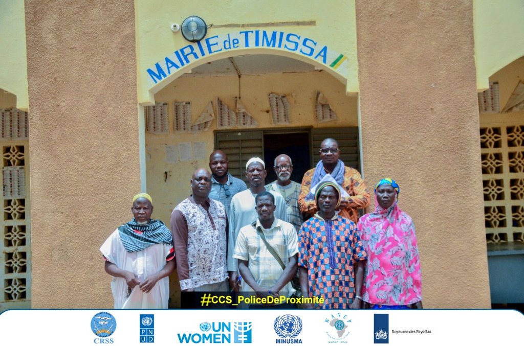 wanepmali's tweet photo. Commune de📍#Timissa👇
Autorités politiques, société civile ( le chef de village, la CAFO, le CNJ communal, l’église protestante, le haut conseil islamique entre autres ont activement pris part à la session d'information sur la mise place du #CCSC.
#ccs_policedeproximité https://t.co/UUCsL9mhIM