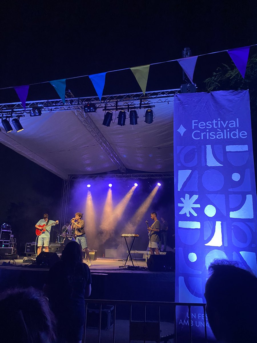 La millor manera de passar el dissabte!!!!  Un festival social amb una mirada local❤️