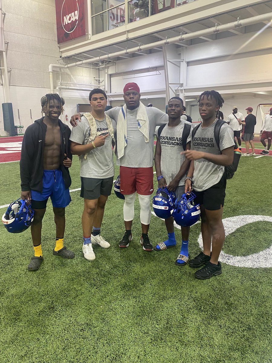 Omar24Anderson's tweet photo. Me and my @NLRFB family @TorranceMoore05 @3WAYCJ1 @Tbradden5 had a great time at @CoachSamPittman @RazorbackFB Camp just another blessing. @Dbowman85  @masonhutchins_ @Coach_NMathews https://t.co/lmrJjEeTQA