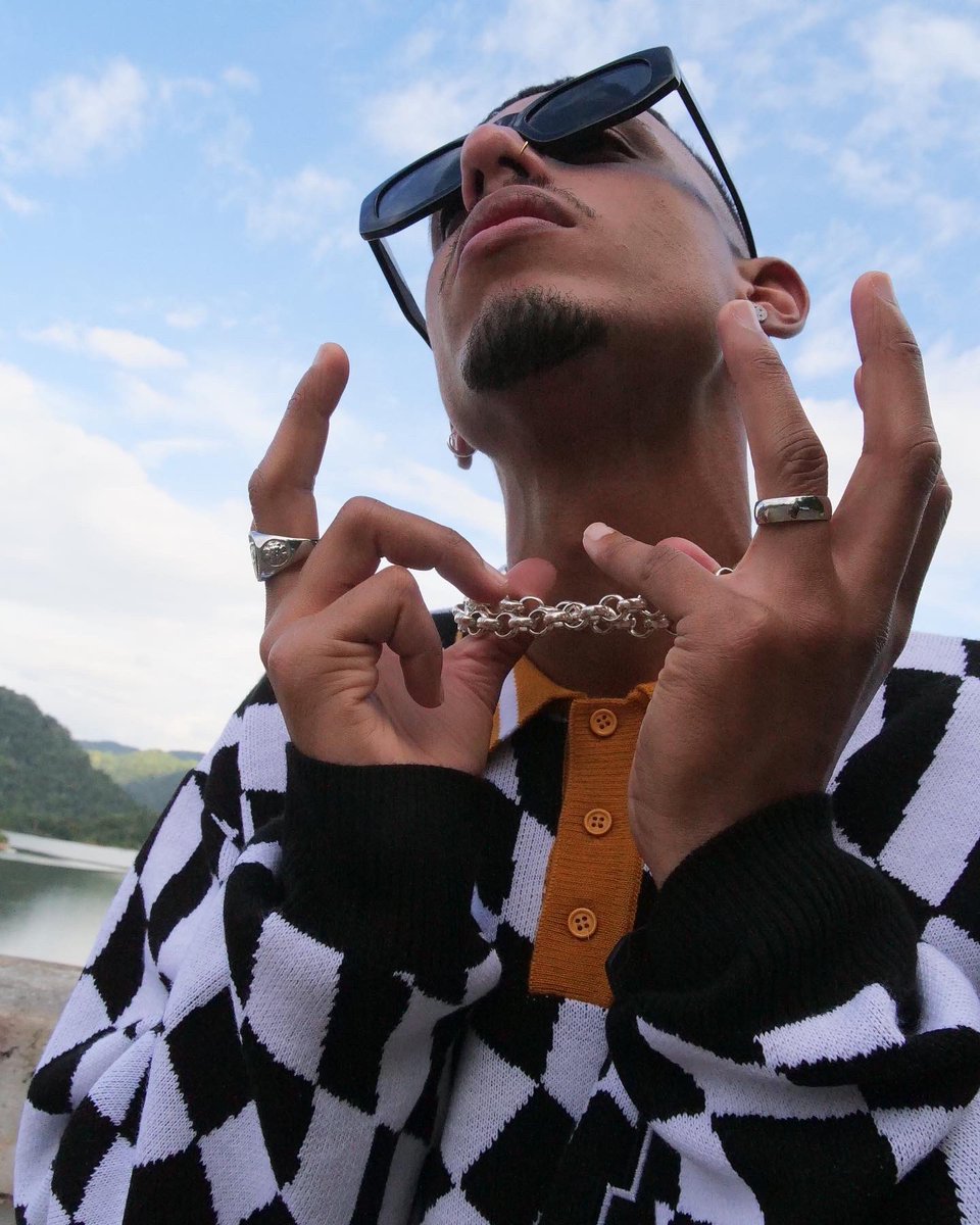 KARZmusic tweet media