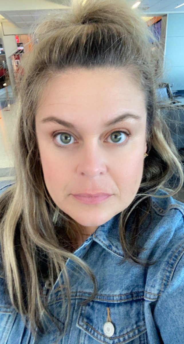 Captain’s Log: Hour 398. I am not, in fact, going through the Big D(allas) bc the plane is broken. 🥴