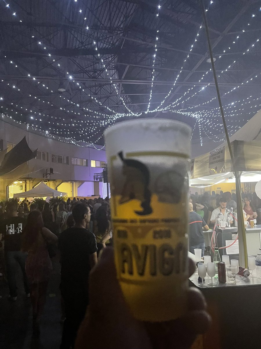 Un grand merci au LCol Santamaria pour son accueil au bal des <a href="/PompiersFR/">Pompiers de France</a> d’ #Avignon