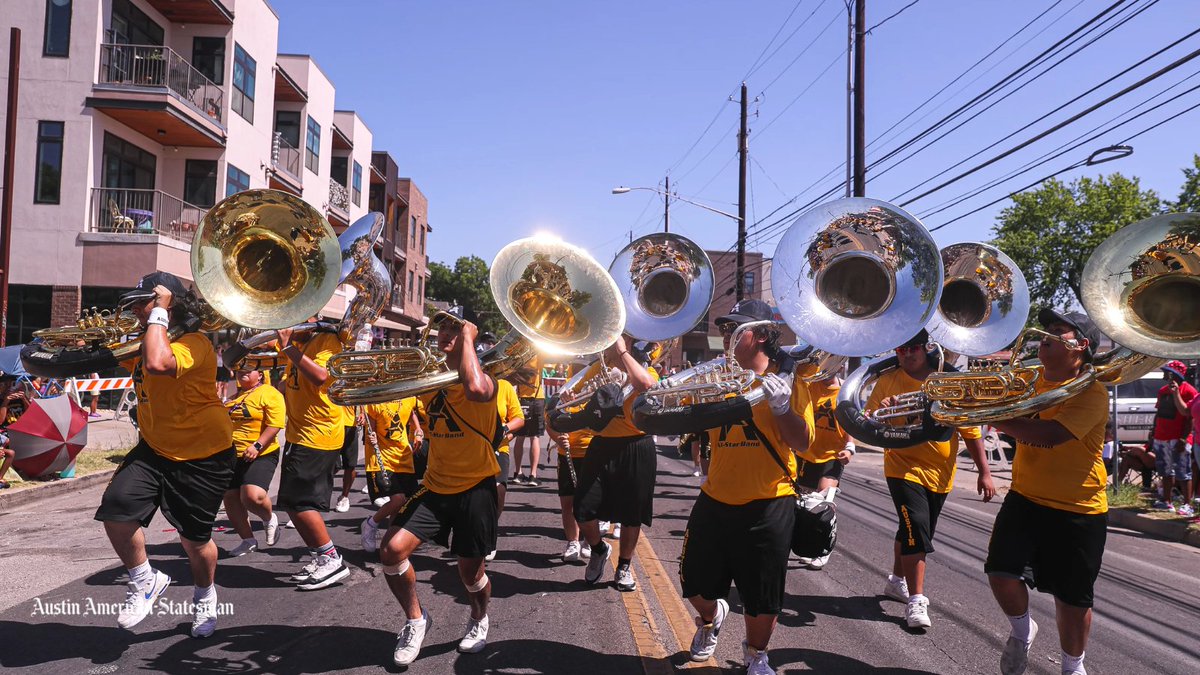 statesman's tweet photo. Texans lined the streets of East Austin Saturday for the city's annual #Juneteenth celebration.

See all the photos from @aaronemartinez 📸 https://t.co/isAZ56WyN5 https://t.co/yV7ZyekNkj