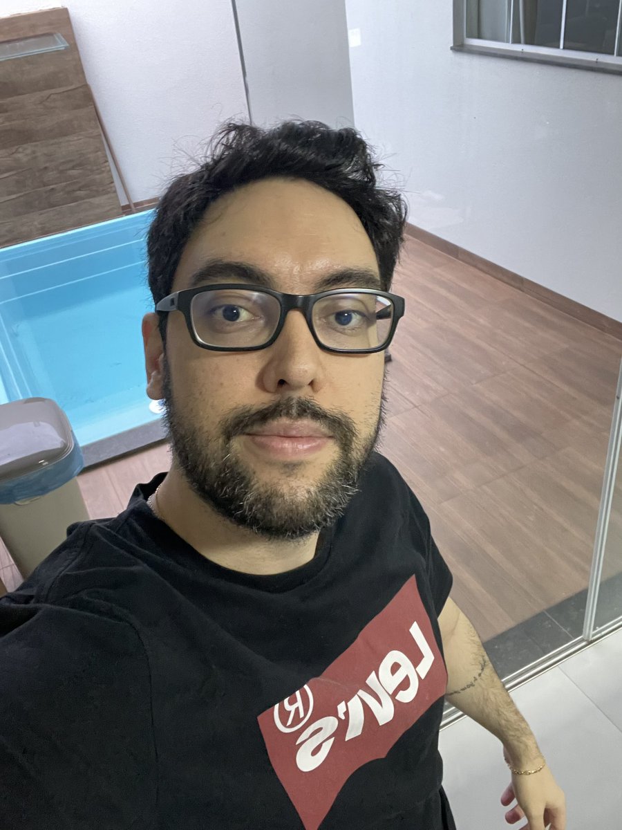 tinnixtv's tweet photo. On-line Now https://t.co/FNSwWLtHbO 🎮💜 #Fortnite @Twitch @streamerscafe @SmallStreamersC @Coil @TwitwatchRT @Twitwatchtv @FortniteStatus @Brasil_Fortnite @boostfortwitch @TwitchBR @streamer_help https://t.co/ATisxu2YpT