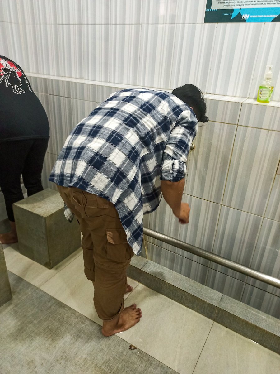 Assholatu khoirumminannaum 🙏🙏
#ChandKelvin