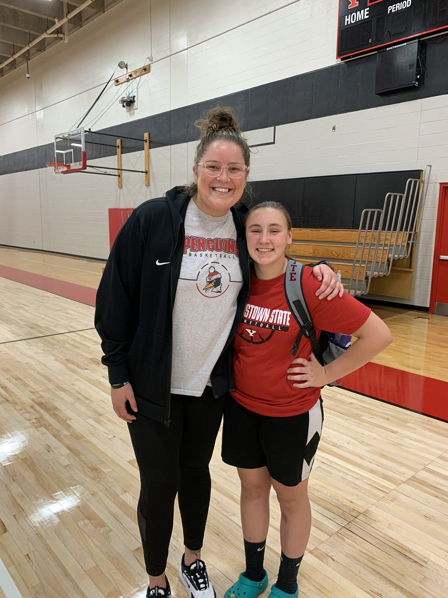 sophia_updyke's tweet photo. Had an amazing day at Youngstown State for their elite camp. Thank you @CoachChelsie for the invite. I’ll be back in August! https://t.co/4CfxO2bSMQ