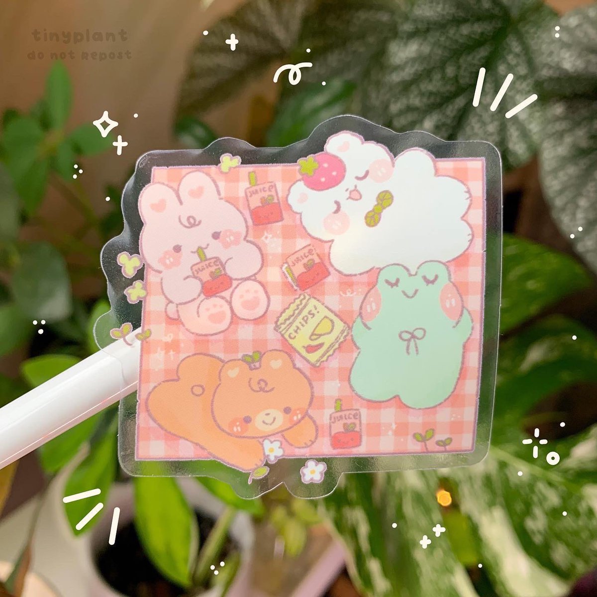 atinyplant's tweet photo. made a lil picnic sticker !! 🌷 https://t.co/eL5EAAHQSR