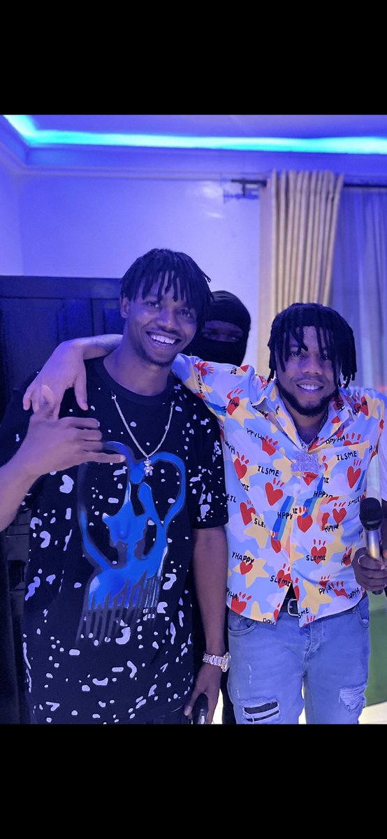 iam_youngpresh's tweet photo. When SNIPER meets WAVEZADDY🔥🔥🔥
Young Presh x @iDanDizzy ⚠️🎙

#ANTICIPATE_THE_SNIPER - EP 🚀🚀

#viral #trending #peterobi #davido #wizkid #fyp #news #latest #entertainment https://t.co/5VP9MkAafU