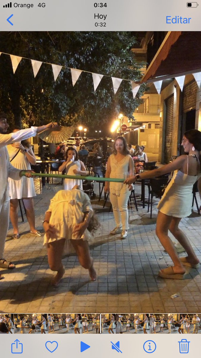 FallaAlameda1's tweet photo. ¡Que no pare la fiesta! #sanjuan #falladelearts #fallaalameda #fiestaibicenca https://t.co/2a6uINXooH